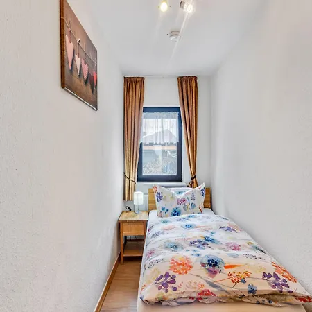 Casa de Férias Eifelhome In Germany Kleinlangenfeld