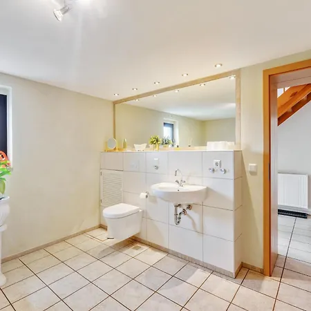 Eifelhome In Germany Casa de Férias Kleinlangenfeld